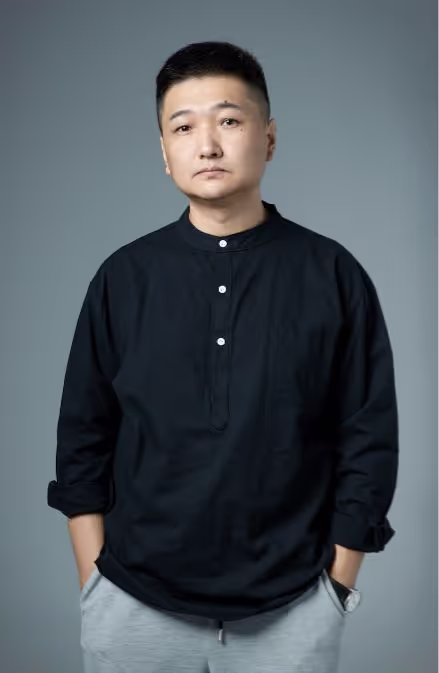 资深摄影老师梁文龙