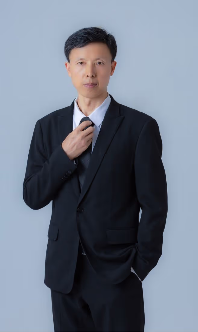 资深的职业进阶摄影培训骆来权老师
