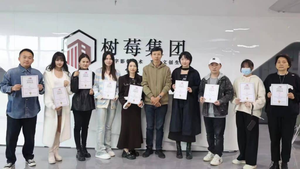 树莓师生毕业合影