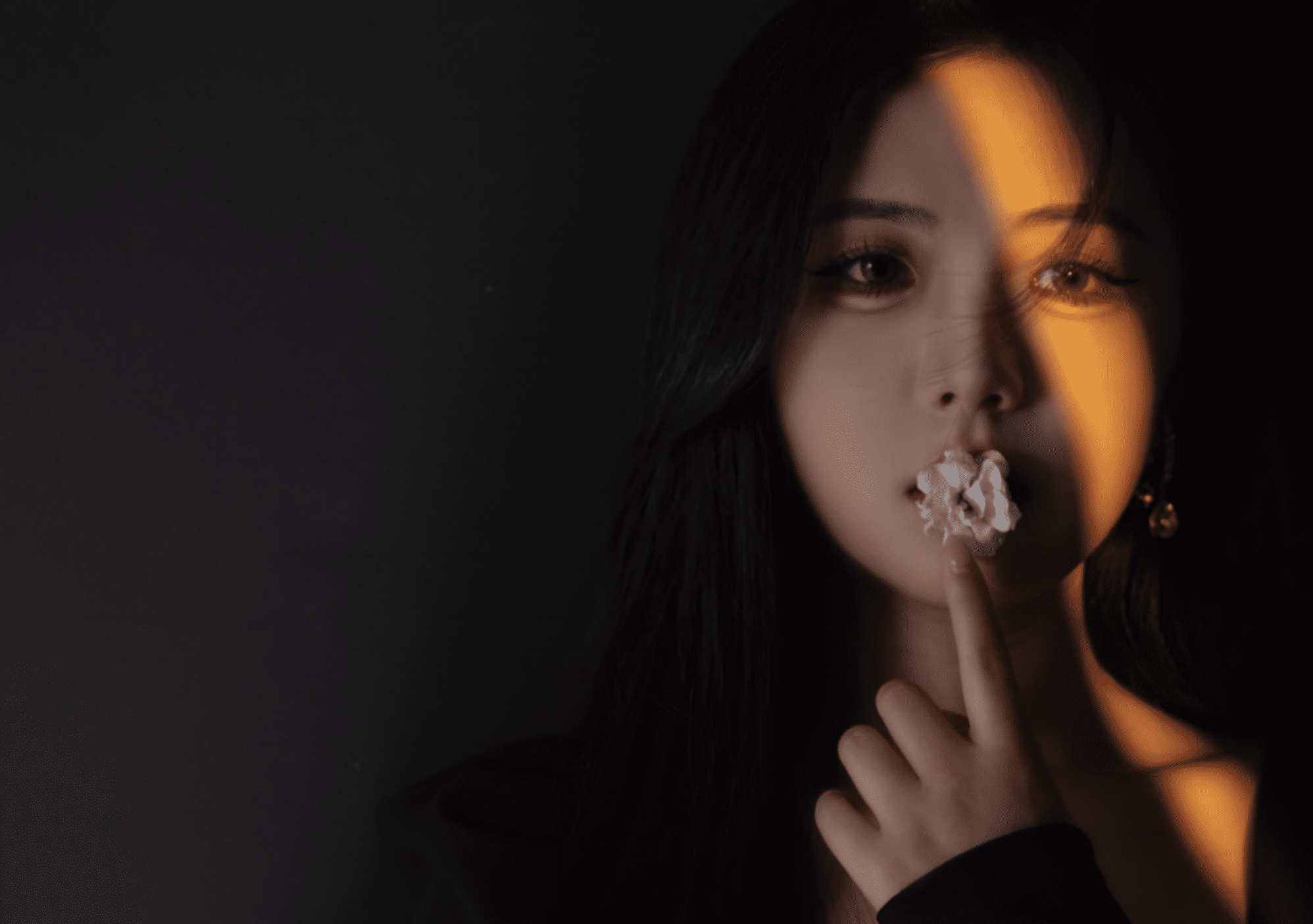 人像拍摄-光影下的女人