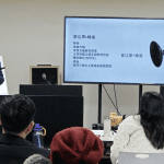 课堂现场-骆来权老师教授补光设备2